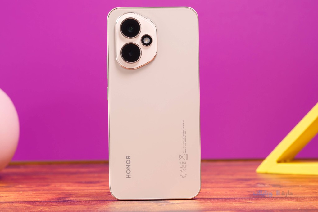 مراجعة تصميم هاتف honor 400