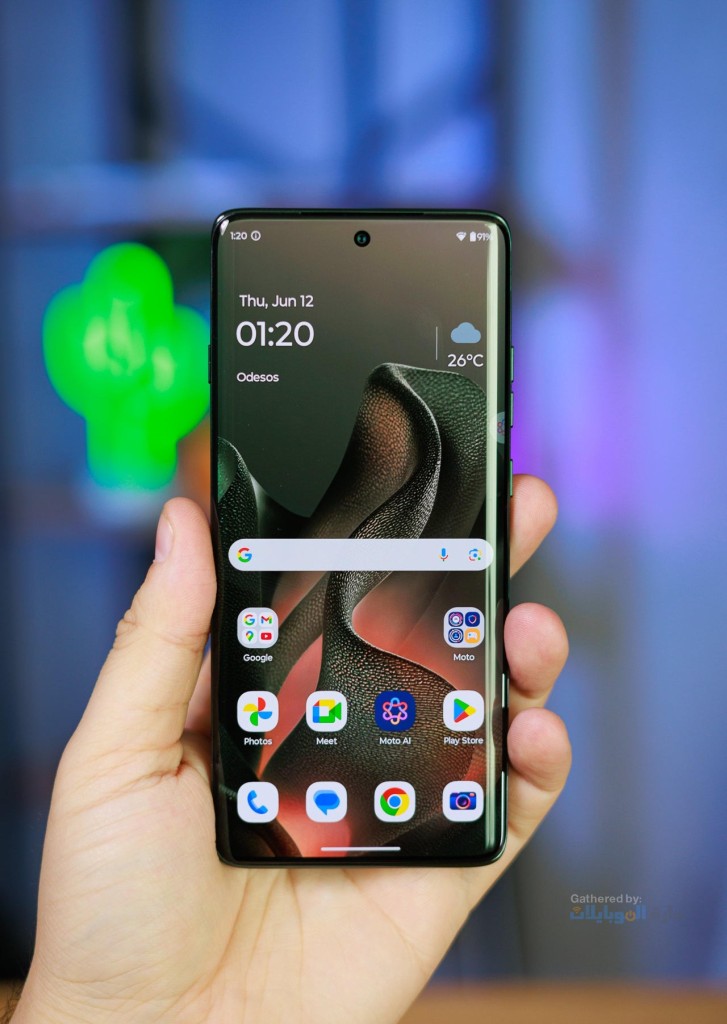 مراجعة هاتف Motorola Edge (2025)