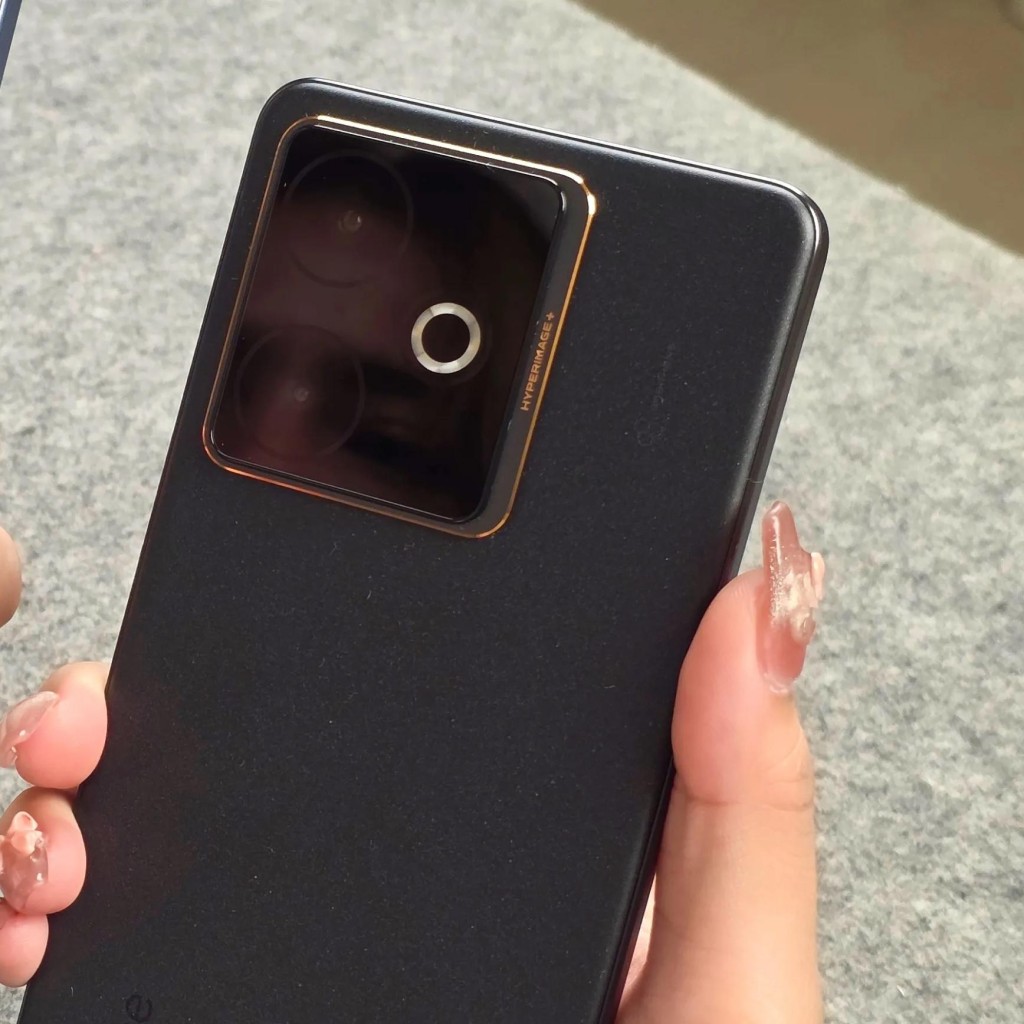 مراجعة هاتف Realme GT 7t