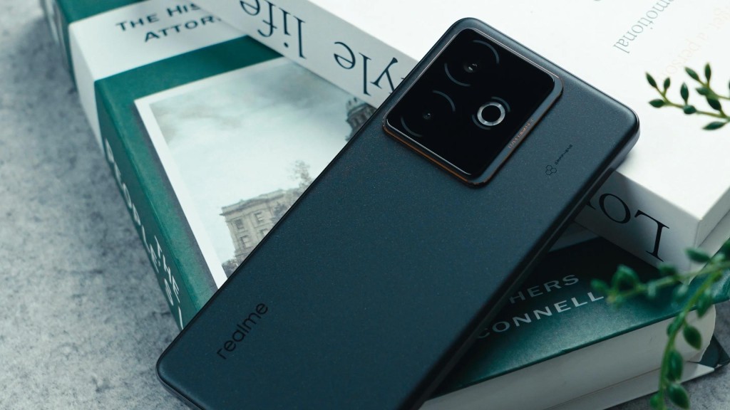 مراجعة هاتف Realme GT 7t