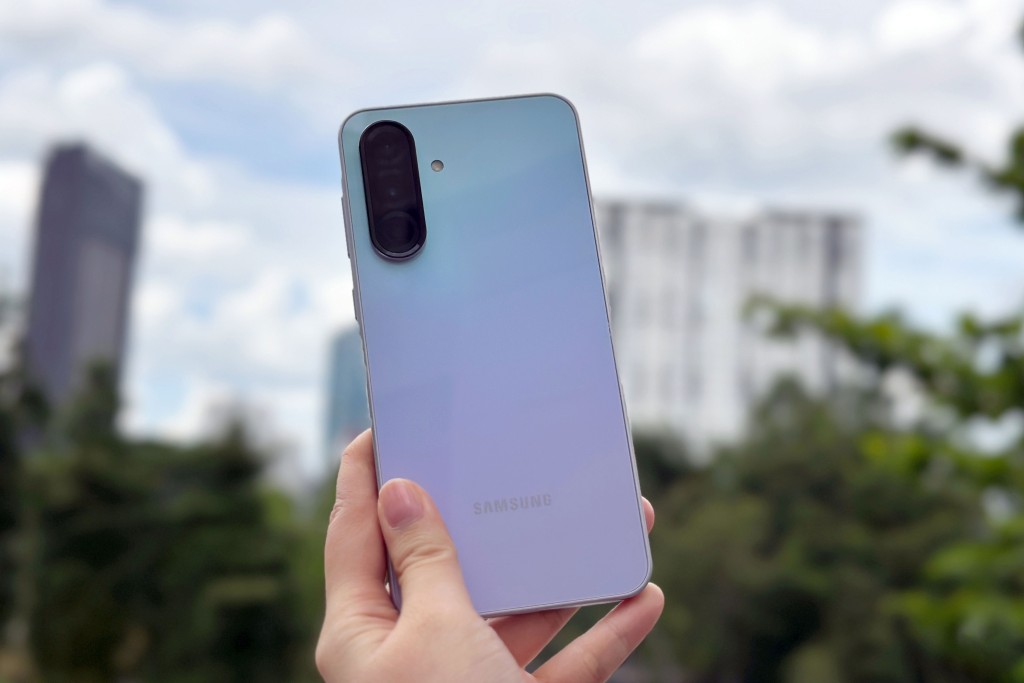 مراجعة تصميم هاتف samsung galaxy a36