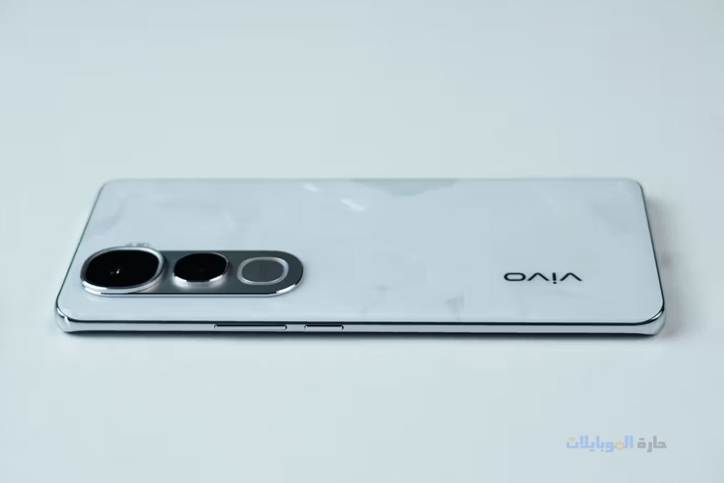 مراجعة سمك تصميم vivo y400 pro