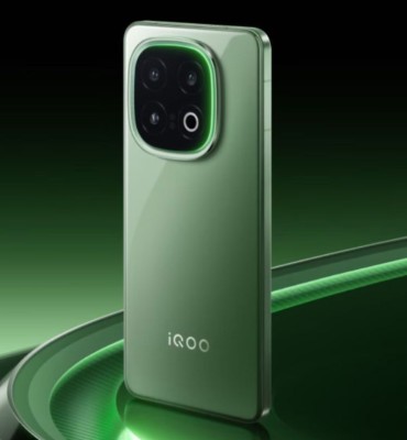 هاتف vivo iqoo 13 يحصل على لون جديد بالهند