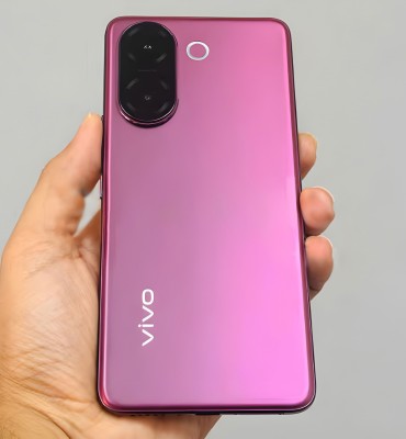 تسريب صور ومواصفات vivo v60e القادم