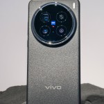 هاتف vivo x300 pro قادم بشاشة نحيفة