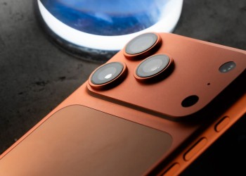 اختبار المتانة لسلسلة هواتف Phone 17 Pro يؤكد قابليتها للخدش
