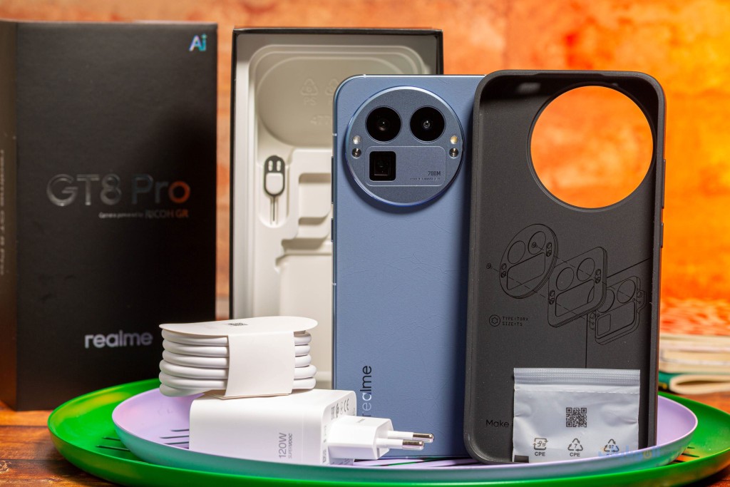 فتح صندوق realme gt 8 pro china