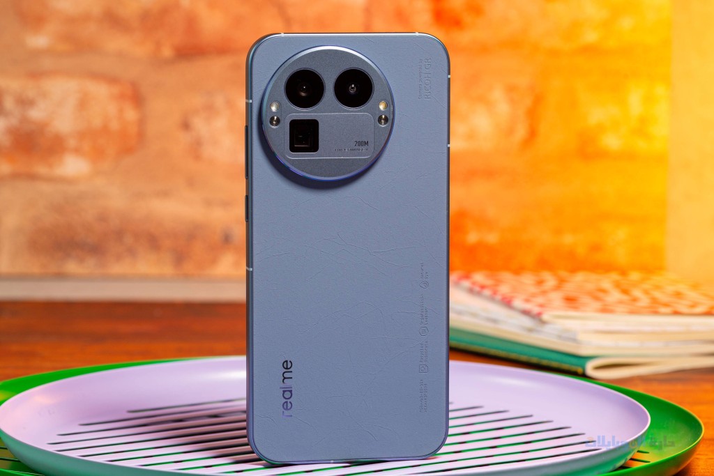 ظهر هاتف realme gt 8 pro china