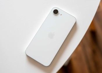 ايفون 17e قادم مع تحسينات في الكاميرا