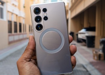 سامسونج تعمل على شاحن لا سلكي اسرع لسلسلة S26